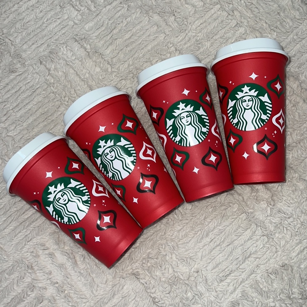 Bundle of 4 Starbucks holiday reusable cups and lids, 2023, new condition